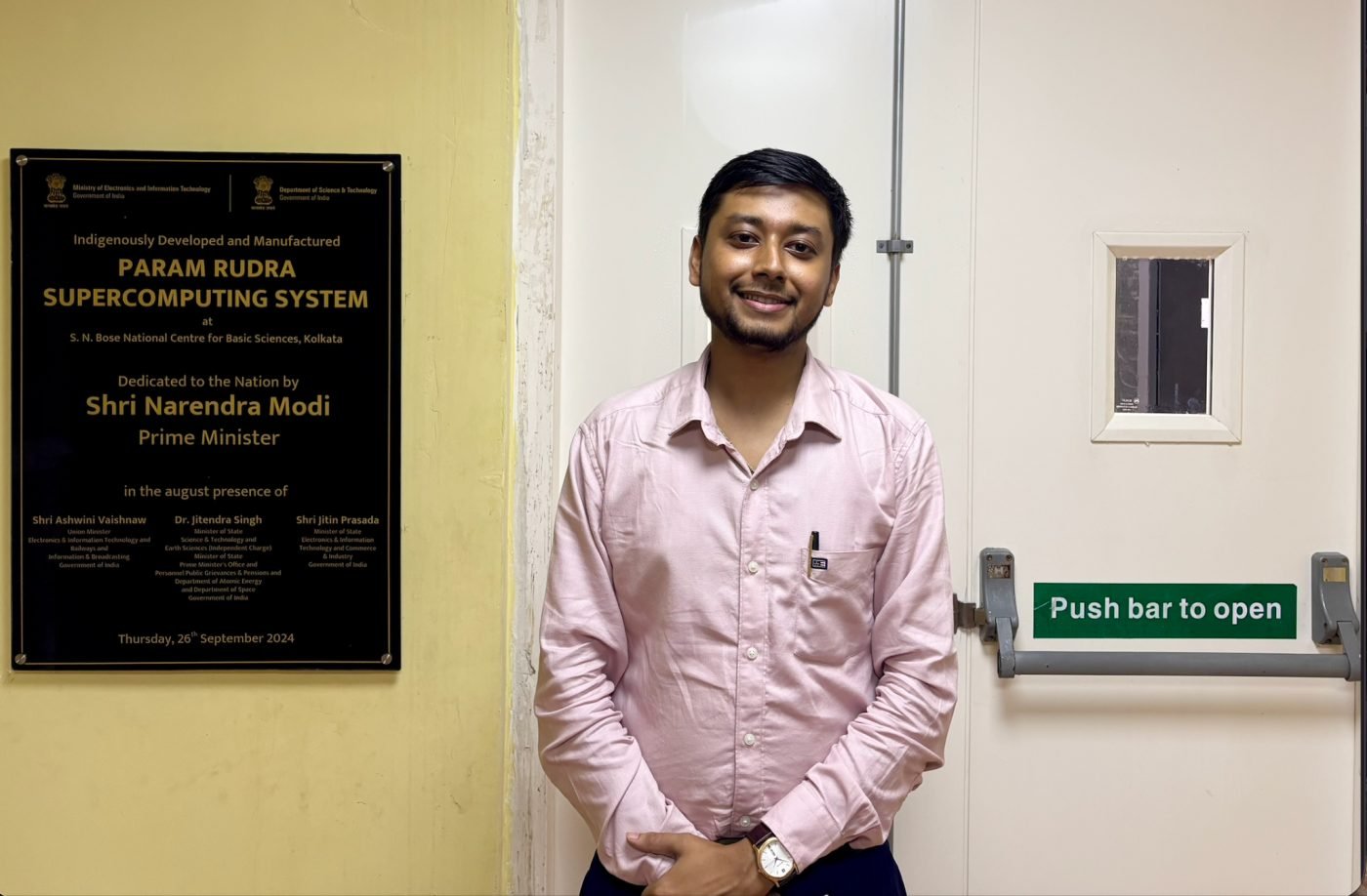 Dr. Prabhat Das visiting the supercomputing facility at S. N. Bose